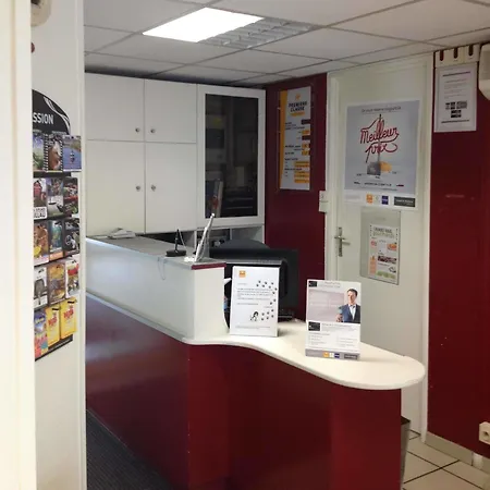 罗德兹普瑞米尔经典酒店 *