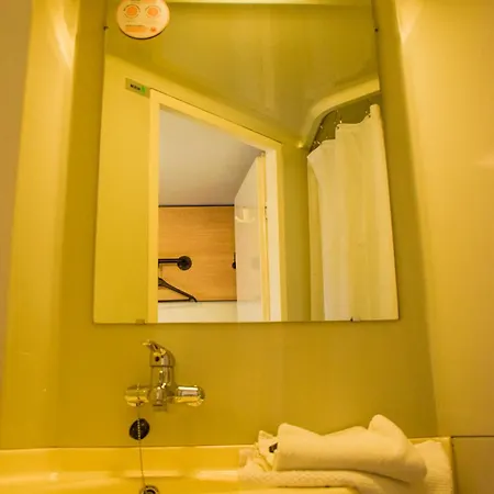 Premiere Classe Hotel