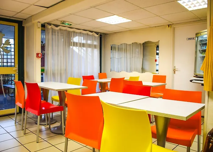 Hotel Premiere Classe *